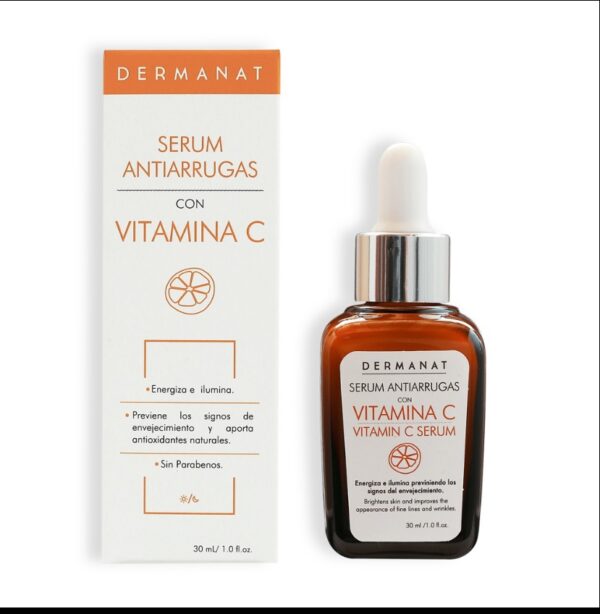 Suero facial con vitamina c $ 49.000 Ilumina y unifica tu piel mientras la proteges del daño causado por los rayos solares este serum antioxidante con Vitamina C ideal para el día y la noche. Reduce visiblemente y de forma progresiva la aparición de arrugas y líneas de expresión. Acción antioxidante, protegiendo la piel del daño causado por los radicales libres. Ayuda a unificar el tono de la piel, mejorando la apariencia de manchas y despigmentaciones. Mejora la textura y luminosidad de la piel. Aporta elasticidad y firmeza a la piel. Hidrata sin dejar sensación grasosa. Ideal para todo tipo de piel.